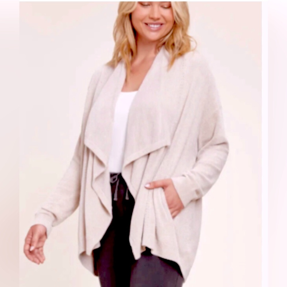 White House Black Market Cream Cardigan with gold studded cuffs xs